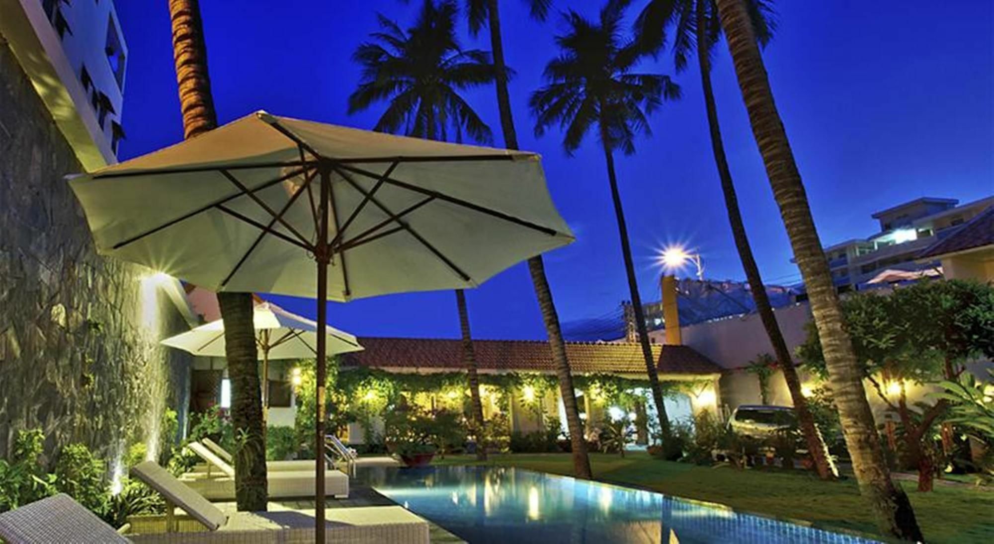 La Paloma Villa Nha Trang Exteriör bild