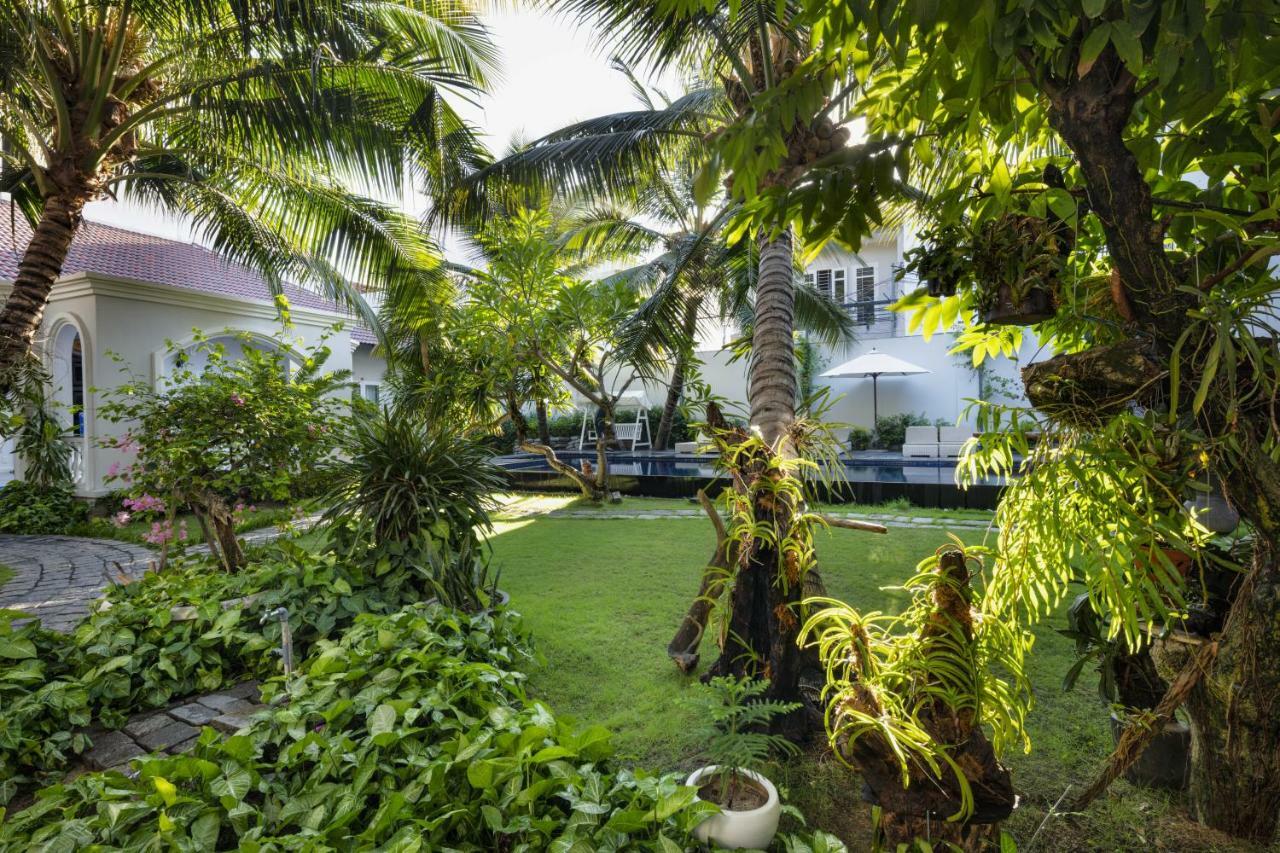 La Paloma Villa Nha Trang Exteriör bild